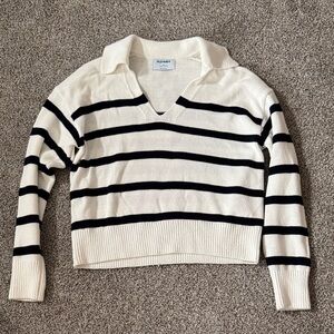 Old Navy Women's V-Neck Sweater - Cream and Black Stripes